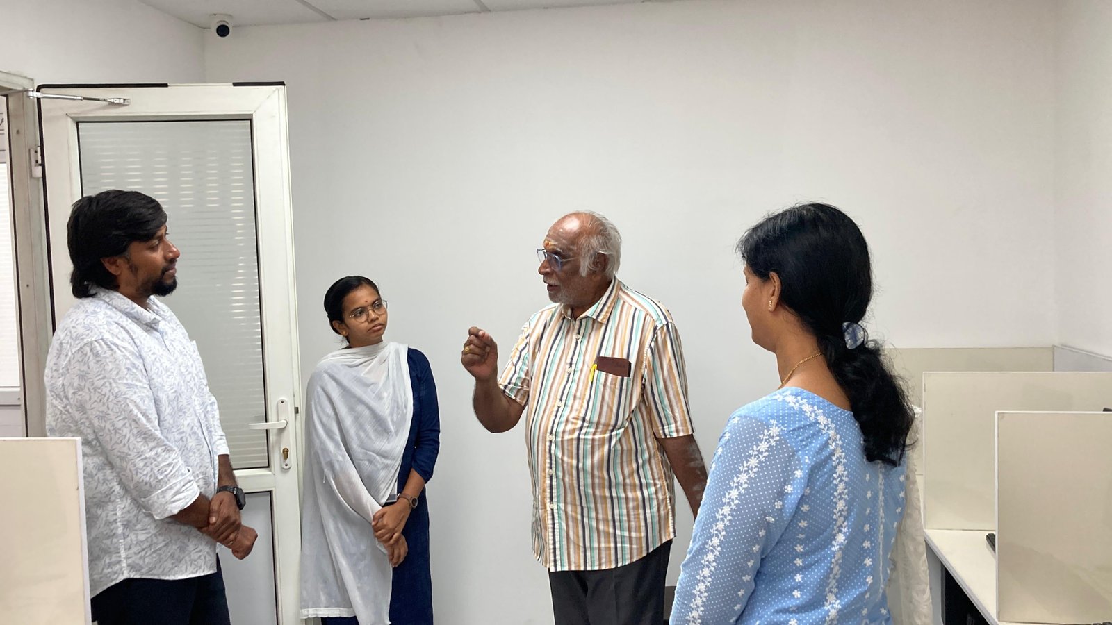 38 EXCITING YEARS OF BANKING JOURNEY - AUTHOR OF THE NOVEL "COME CLOSER" - BANKING VETERAN SHRI SUBRAMANIAN NARAYANAN IYER VISITED FORTES ACADEMY TO SHARE HIS EXEMPLARY BANKING LIFE